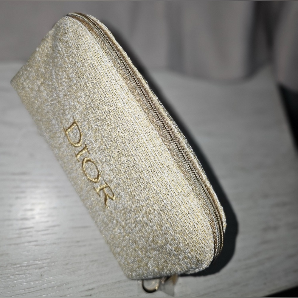 Dior Beauty Glittered Pouch w/ Large Zipper Charm! W/box - Picture 7 of 9
